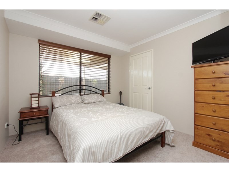 8 Anfield Crescent, Aveley WA 6069