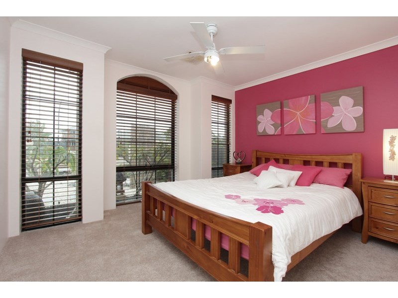 8 Anfield Crescent, Aveley WA 6069