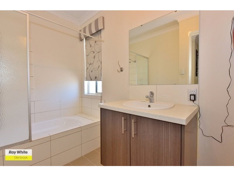 11 Quill Brace, Ellenbrook WA 6069