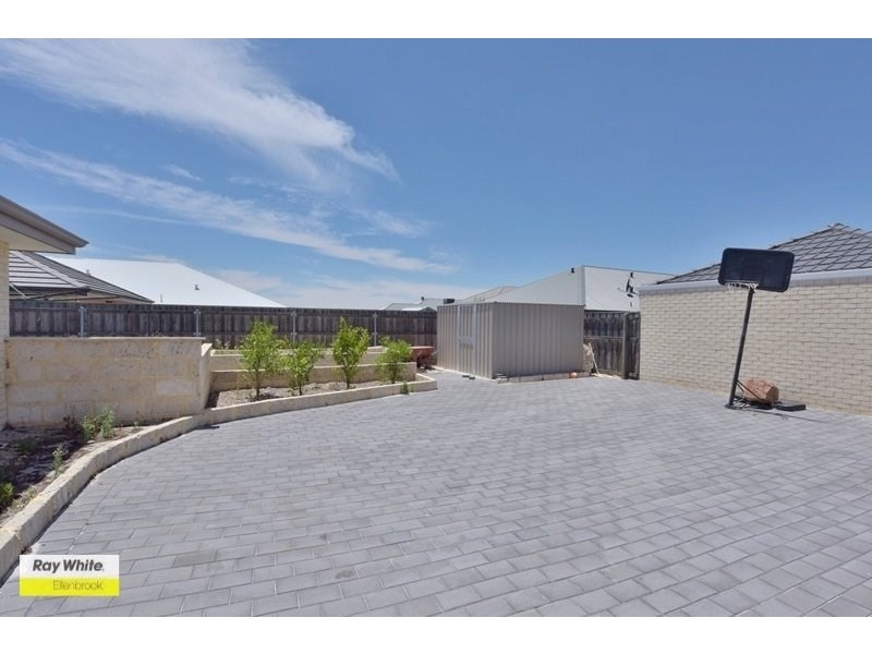 11 Quill Brace, Ellenbrook WA 6069