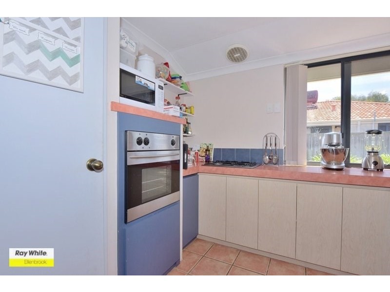 2 Vaucluse Crescent, Ellenbrook WA 6069