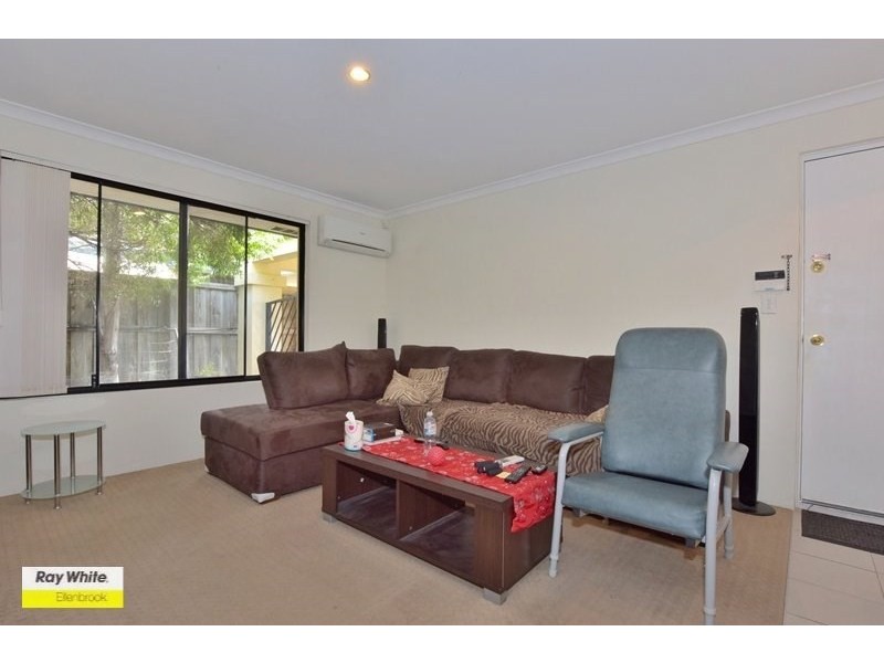 25 St Tropez Vista, Ellenbrook WA 6069