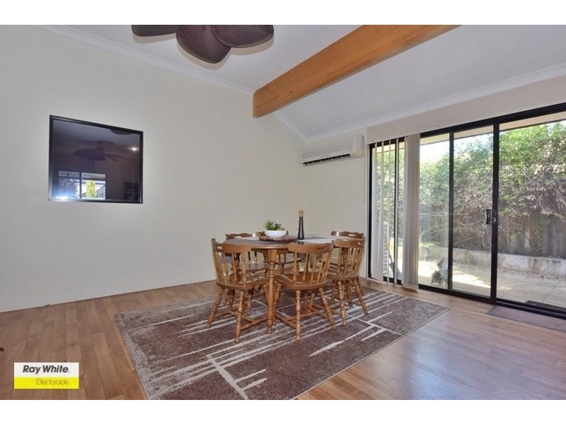 25 St Tropez Vista, Ellenbrook WA 6069