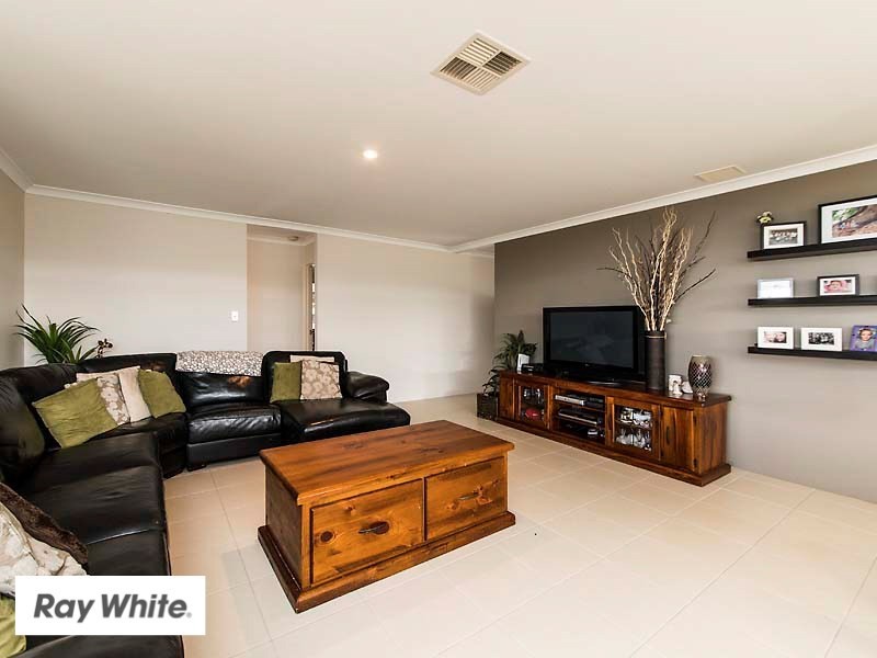 19 Abercrombie Terrace, Ellenbrook WA 6069