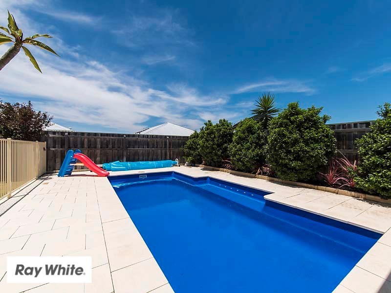 19 Abercrombie Terrace, Ellenbrook WA 6069