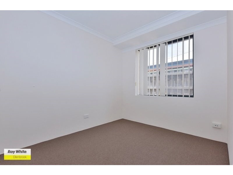 10 Henley Brook Avenue, Ellenbrook WA 6069