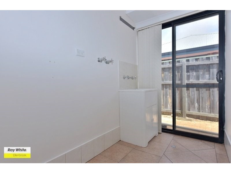 10 Henley Brook Avenue, Ellenbrook WA 6069