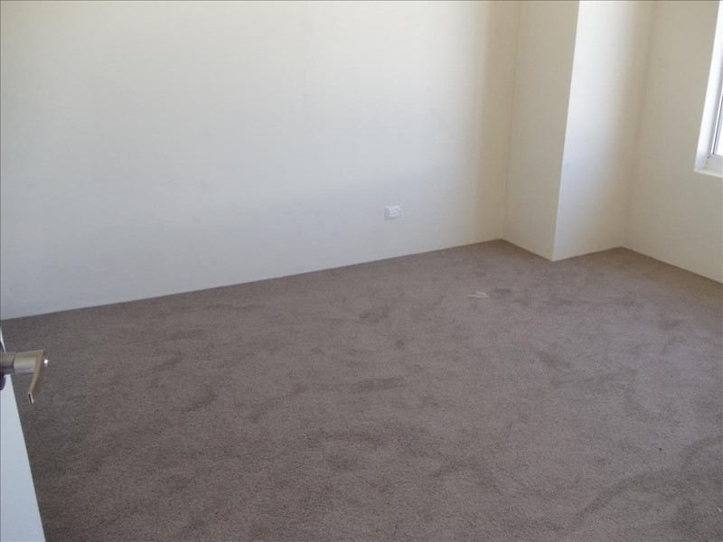 8 Banbury Way, Aveley WA 6069