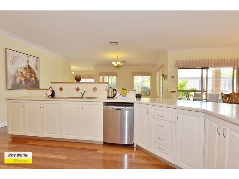 55 Demesne Circuit, Aveley WA 6069