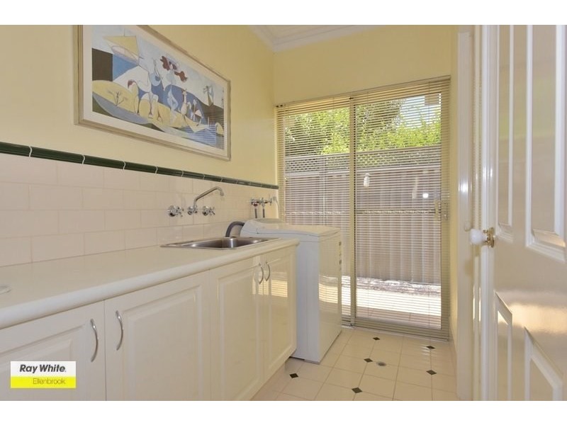 55 Demesne Circuit, Aveley WA 6069