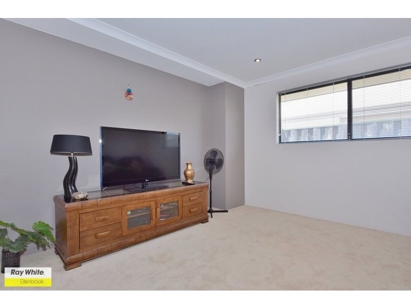 22 Evesham Drive, Ellenbrook WA 6069