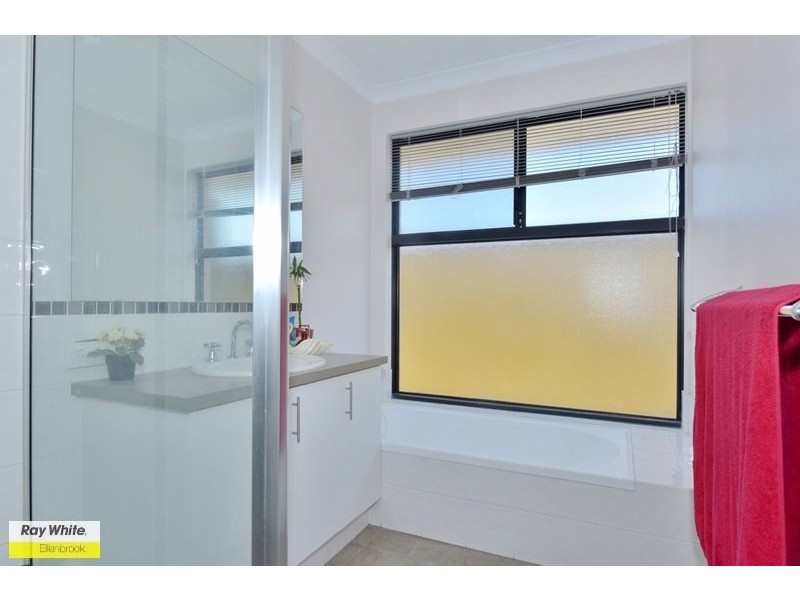 22 Evesham Drive, Ellenbrook WA 6069