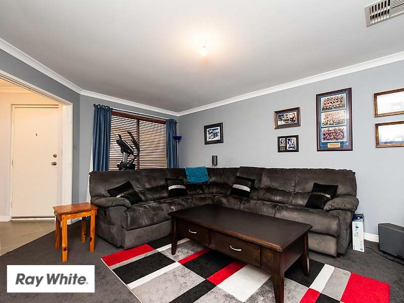 28 Farmaner Parkway, Ellenbrook WA 6069