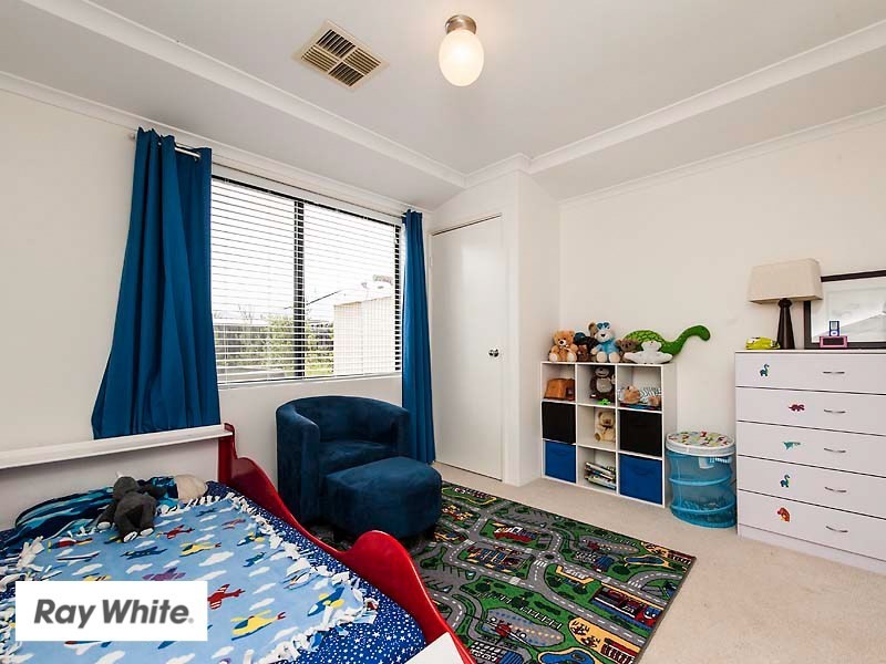 28 Farmaner Parkway, Ellenbrook WA 6069