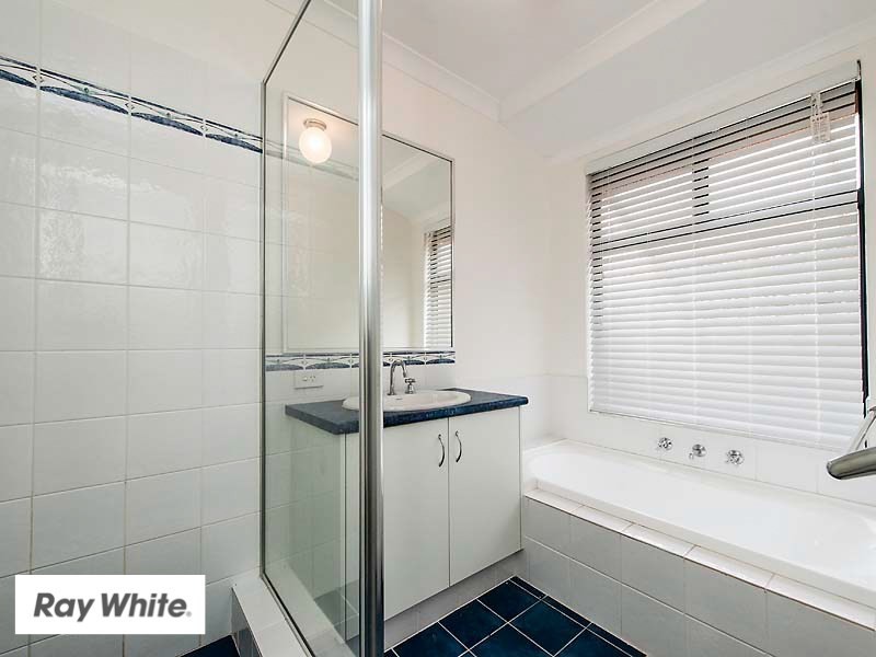 28 Farmaner Parkway, Ellenbrook WA 6069