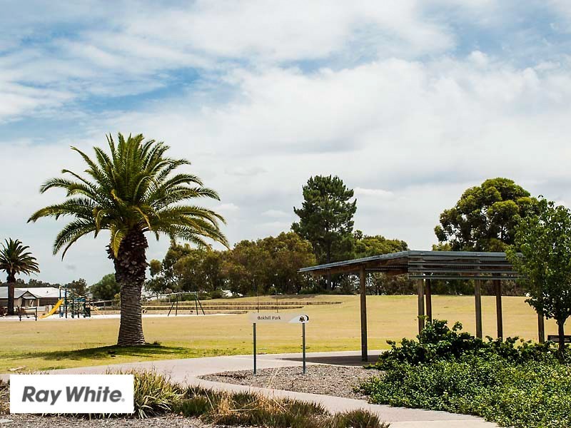 28 Farmaner Parkway, Ellenbrook WA 6069