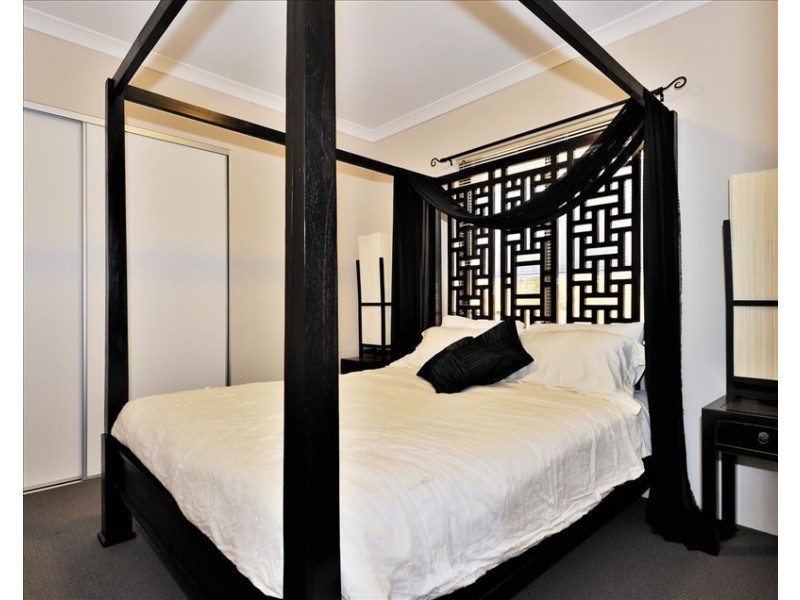 21 Dulegal Way, Aveley WA 6069