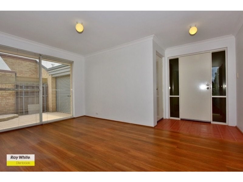 17 Brontie Avenue, Ellenbrook WA 6069