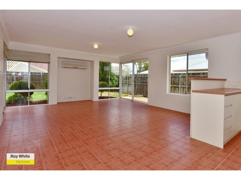 17 Brontie Avenue, Ellenbrook WA 6069