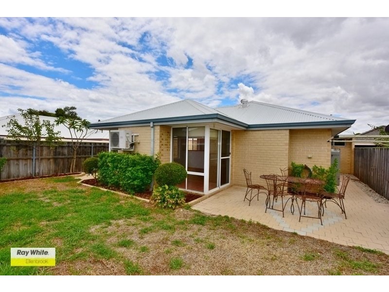 17 Brontie Avenue, Ellenbrook WA 6069