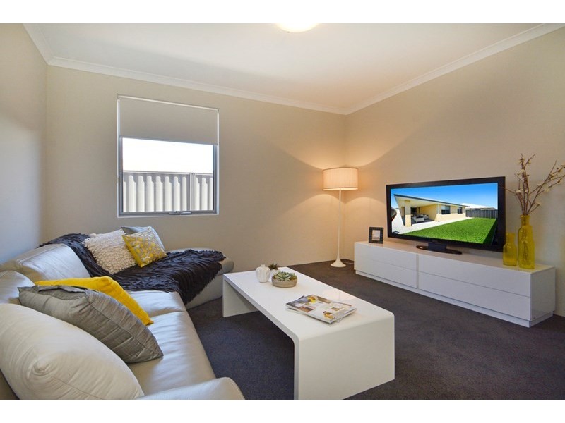 18 Abberton Street, Aveley WA 6069