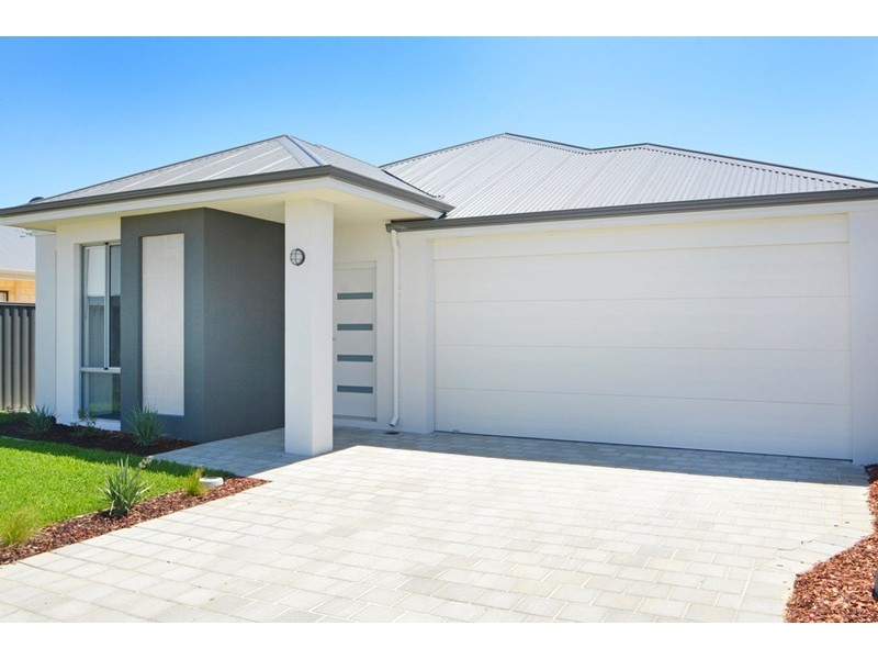 18 Abberton Street, Aveley WA 6069