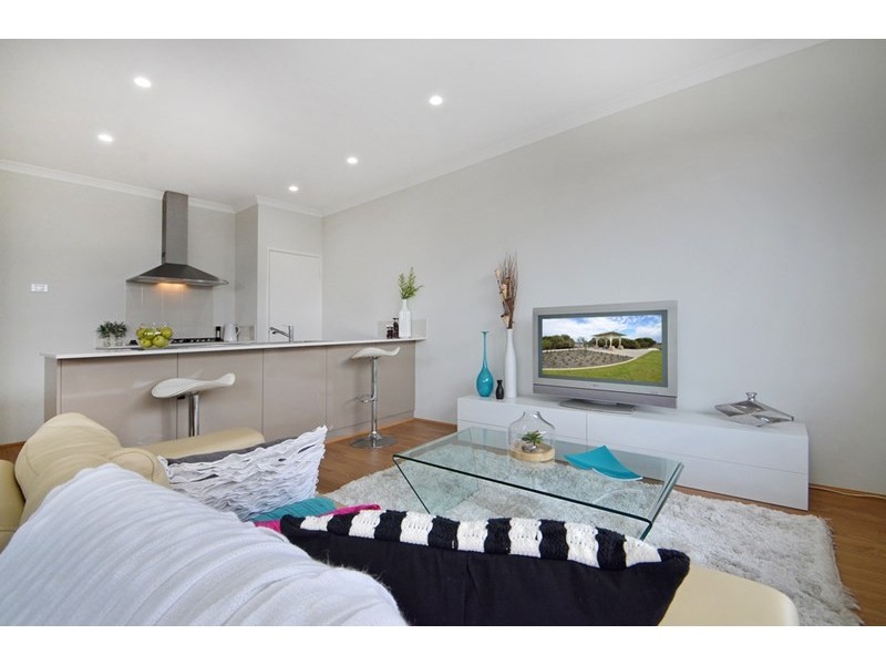 15 Meniscus Street, Aveley WA 6069