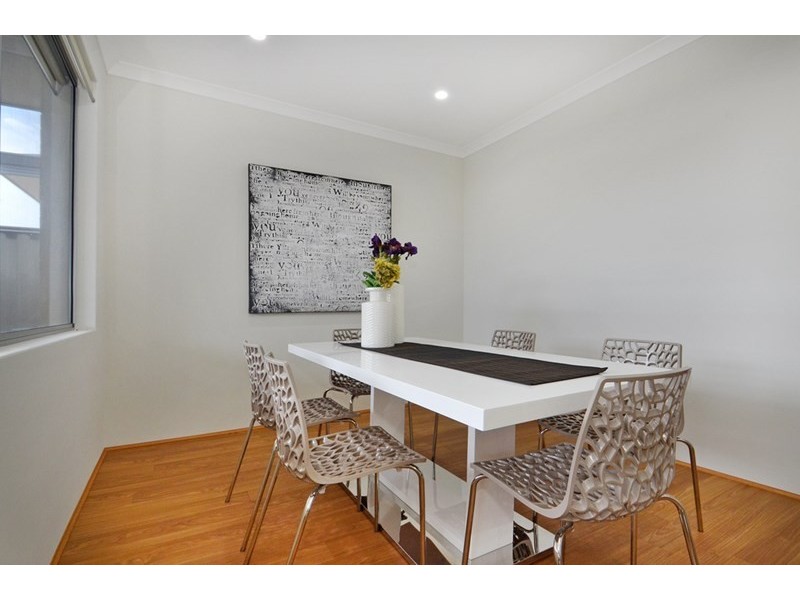 15 Meniscus Street, Aveley WA 6069