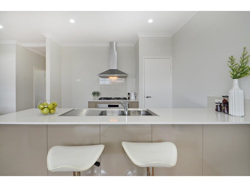 15 Meniscus Street, Aveley WA 6069