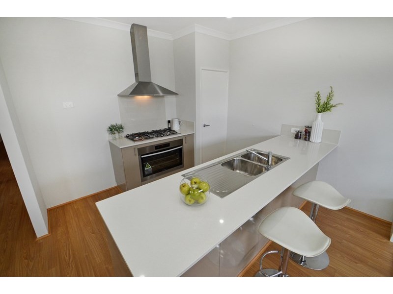 15 Meniscus Street, Aveley WA 6069