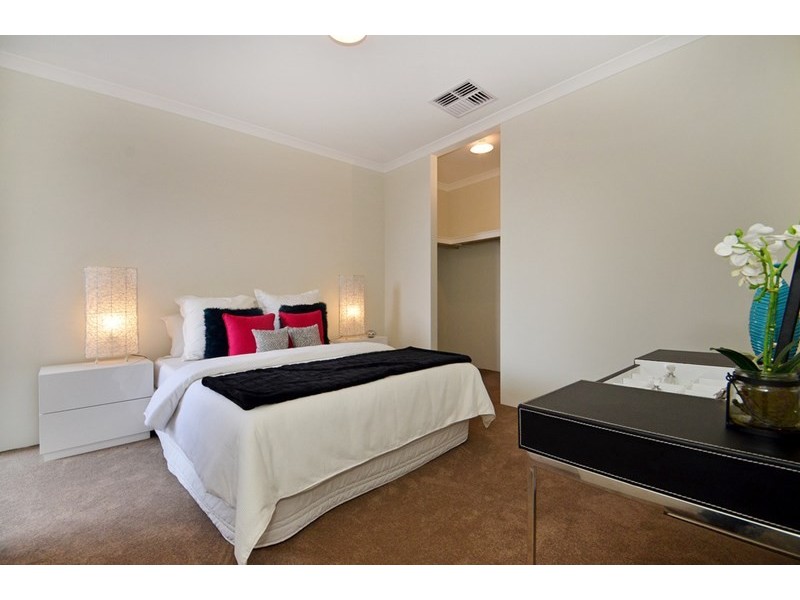 15 Meniscus Street, Aveley WA 6069