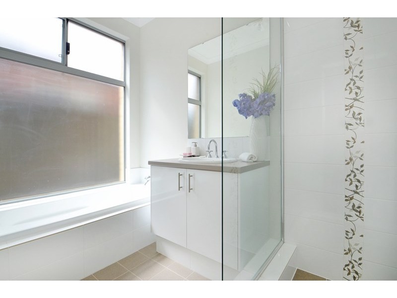 15 Meniscus Street, Aveley WA 6069