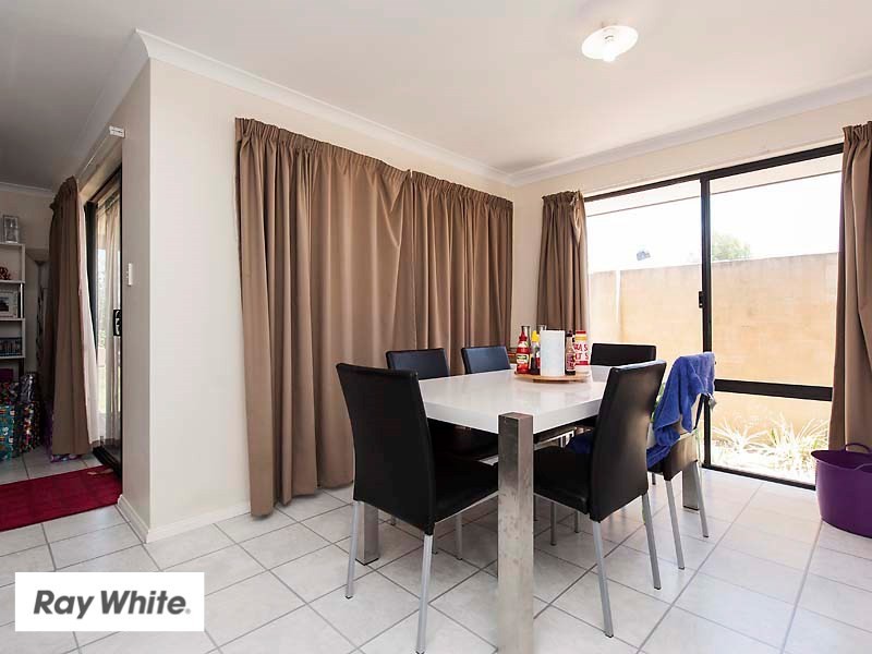 28 Parnham Avenue, Ellenbrook WA 6069