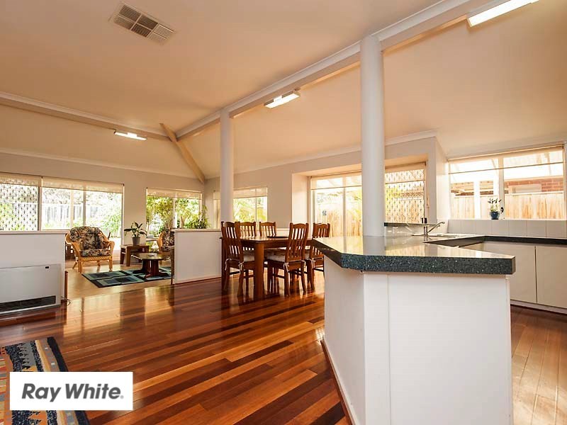 16 Bollinger Close, The Vines WA 6069