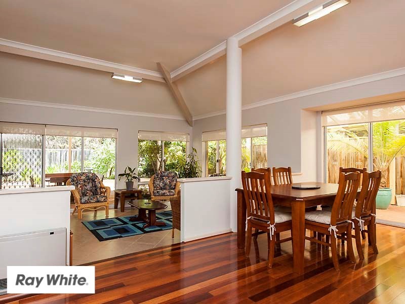 16 Bollinger Close, The Vines WA 6069
