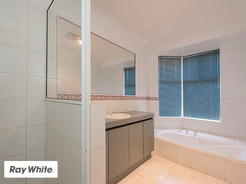 16 Bollinger Close, The Vines WA 6069