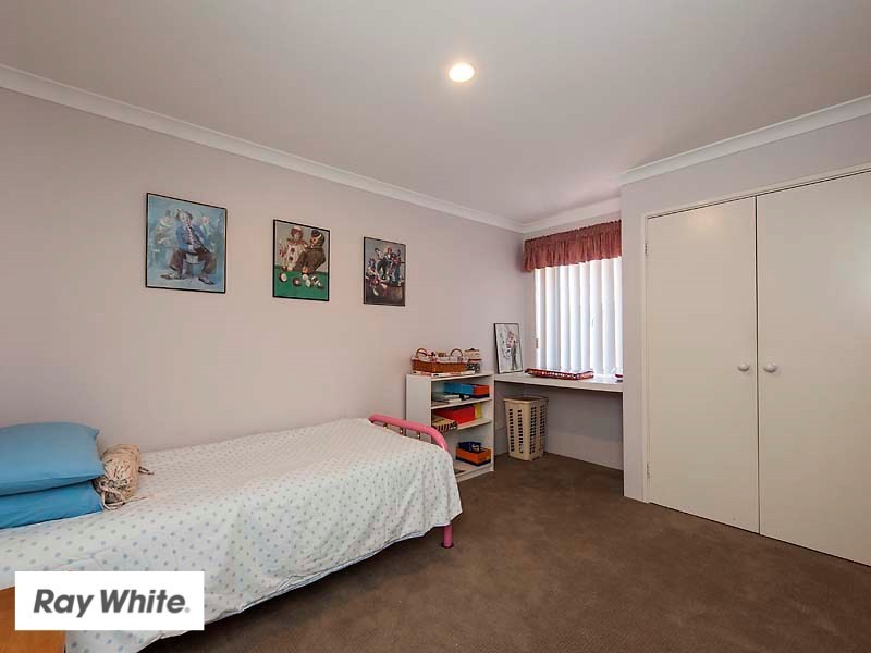 16 Bollinger Close, The Vines WA 6069