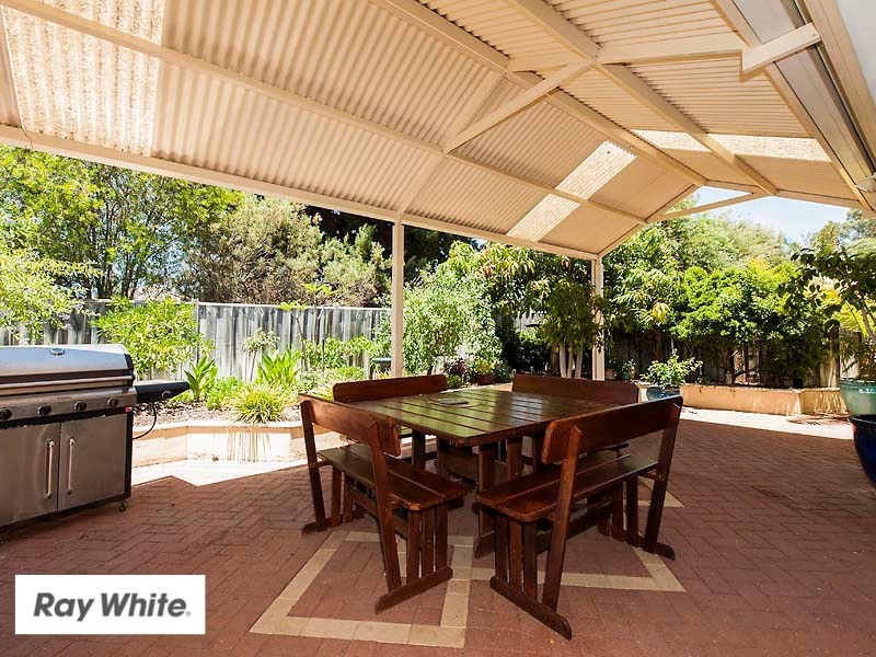 16 Bollinger Close, The Vines WA 6069