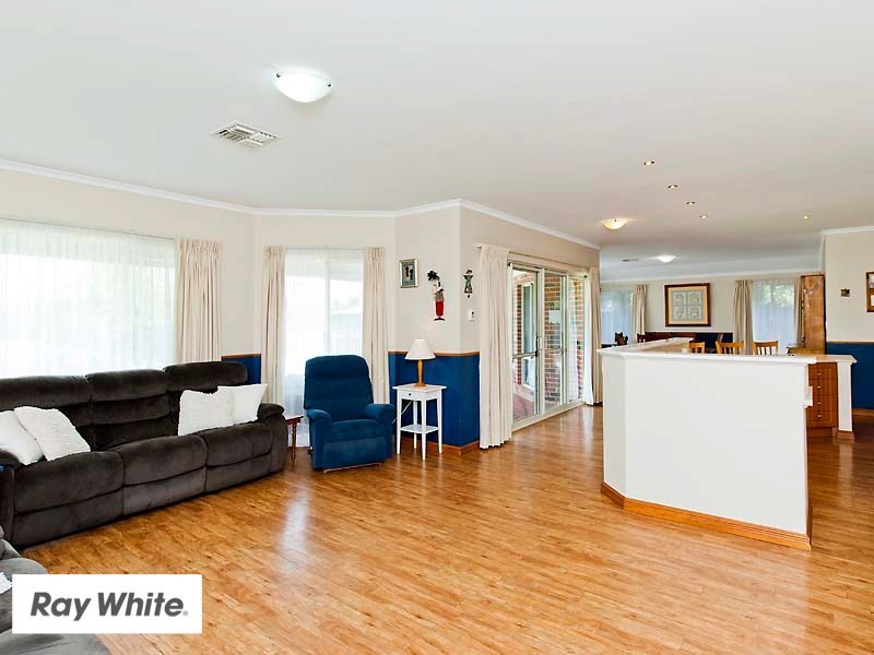 19 Cityview Crescent, Ellenbrook WA 6069