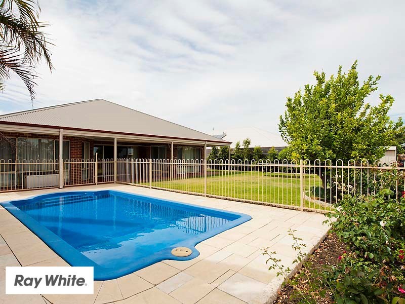 19 Cityview Crescent, Ellenbrook WA 6069