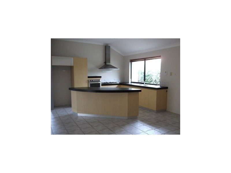 3 Vaucluse Crescent, Ellenbrook WA 6069