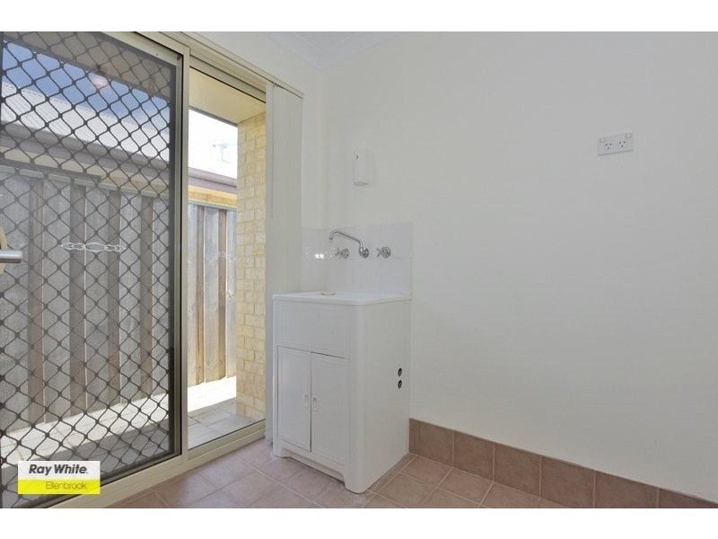 34B Parnham Avenue, Ellenbrook WA 6069