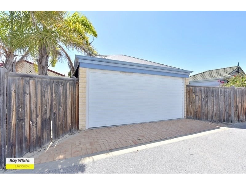 44 Sunray Circle, Ellenbrook WA 6069