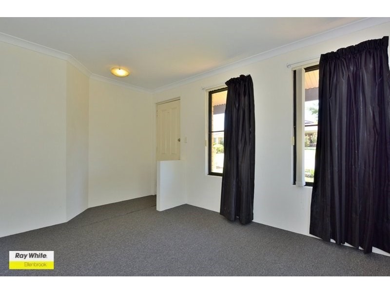 44 Sunray Circle, Ellenbrook WA 6069
