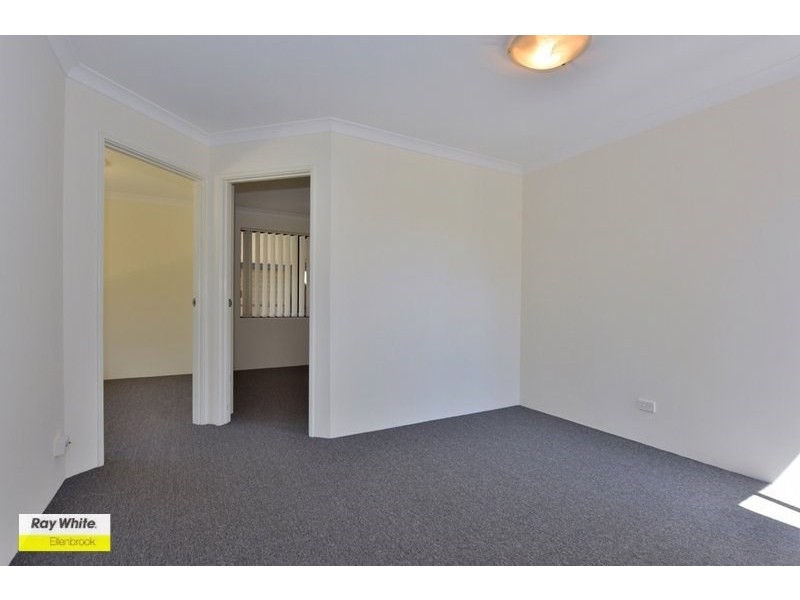 44 Sunray Circle, Ellenbrook WA 6069