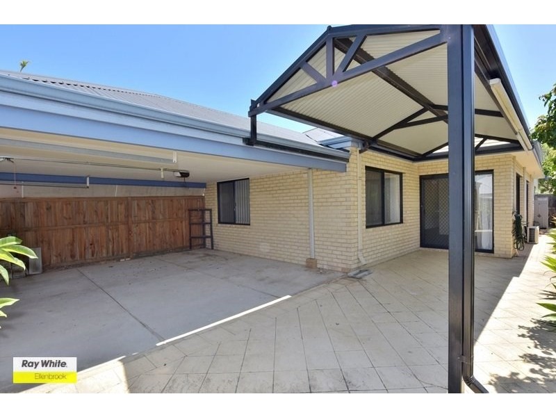 44 Sunray Circle, Ellenbrook WA 6069