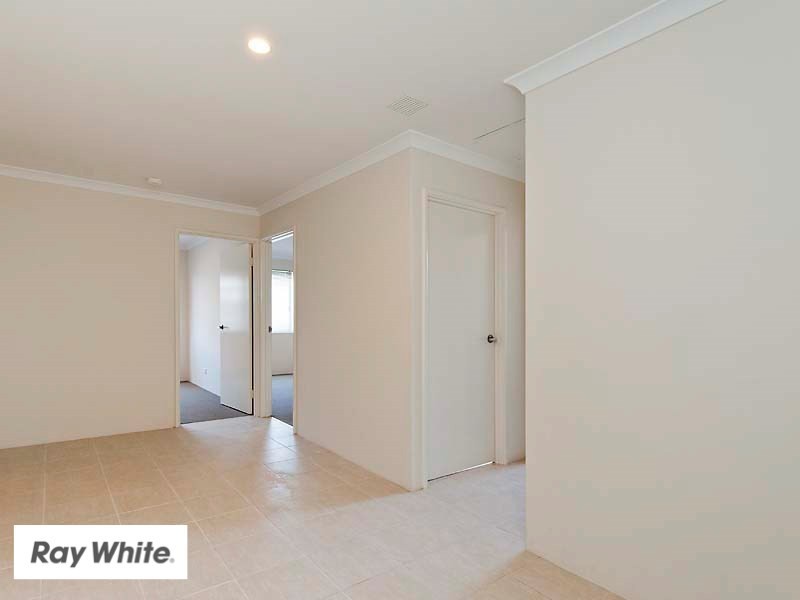 31 Pierre Bend, Ellenbrook WA 6069