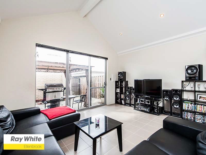 44 Delapre Drive, Ellenbrook WA 6069