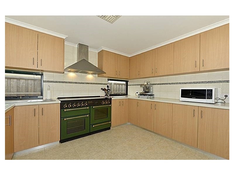 4 Elata Close, Ellenbrook WA 6069