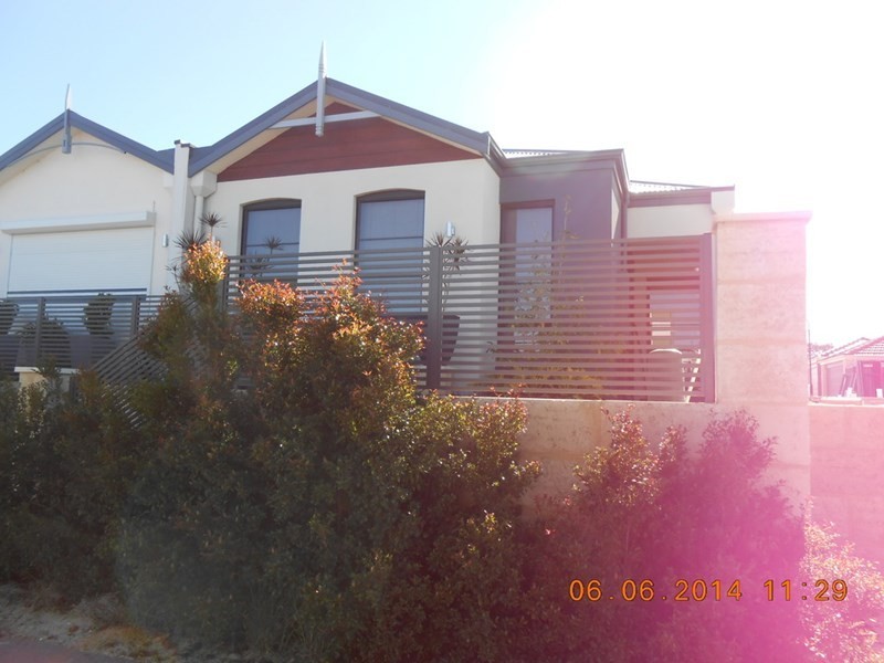 6 Flecker Promenade, Aveley WA 6069